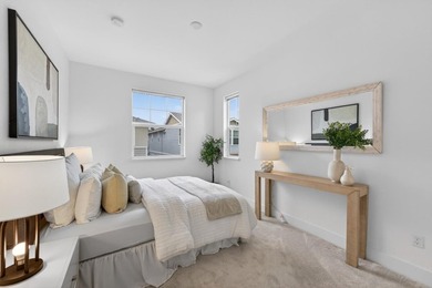 Welcome to this beautifully maintained end-unit, townhome-style - photo 22