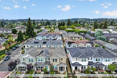 Welcome to this beautifully maintained end-unit, townhome-style - photo 30