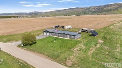 Mountain Living, Off-Grid Capable 2.5 Private Acres Near Grand - photo 31