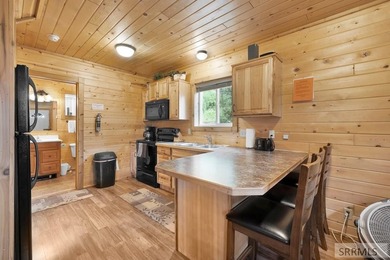 Incredible opportunity to own 124 acres of beautiful commercial - photo 33