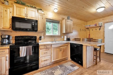 Incredible opportunity to own 124 acres of beautiful commercial - photo 35