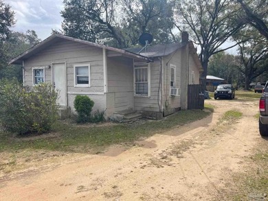 Great property located in a commercial zone according to the - photo 1