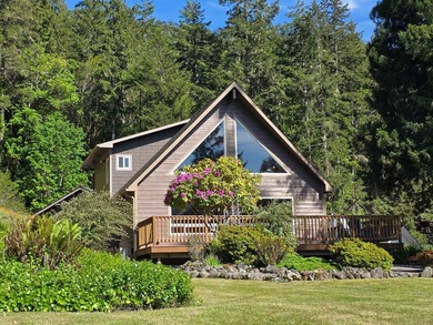 Escape to your own retreat in the heart of beautiful Hiouchi, CA - photo 2
