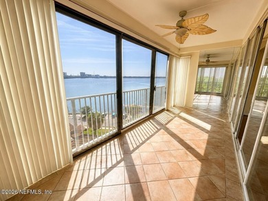 Enjoy breathtaking views of the downtown Jacksonville skyline - photo 14