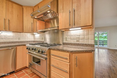 Just like the name of the road: Hideaway is the perfect private - photo 14