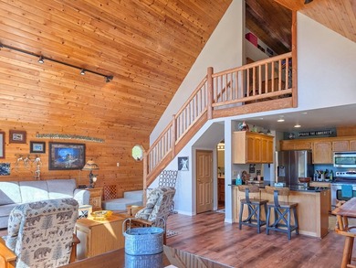 Escape to your own retreat in the heart of beautiful Hiouchi, CA - photo 8