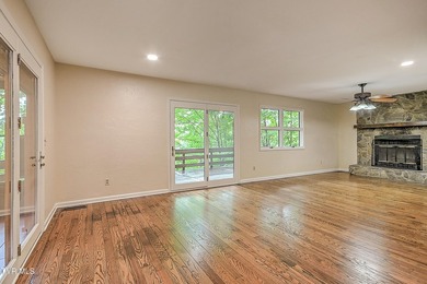 Just like the name of the road: Hideaway is the perfect private - photo 20