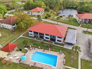 This beautifully remodeled (2024) ground-floor 2-bedroom, 2-bath - photo 3