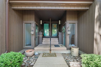 WONDERFUL RETREAT! This beautiful 2-BEDROOM, 2-BATH ANDOVER - photo 3
