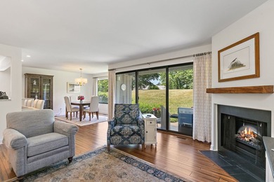 WONDERFUL RETREAT! This beautiful 2-BEDROOM, 2-BATH ANDOVER - photo 7