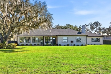 Mira Lago Lake Home For Sale in Clermont Florida