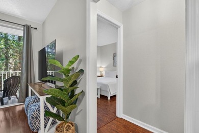 How Do I Love Thee Adorable Condo? Let me count the ways! - photo 18