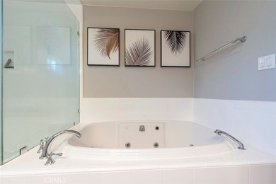 Beautifully maintained four-bedroom home in an ideal location - photo 20