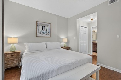How Do I Love Thee Adorable Condo? Let me count the ways! - photo 21