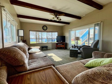 Enjoy an affordable lakeside getaway on Big Stone Lake with this - photo 4