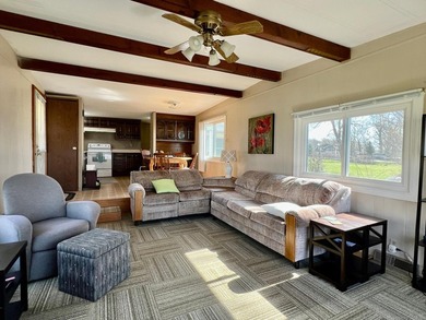 Enjoy an affordable lakeside getaway on Big Stone Lake with this - photo 5