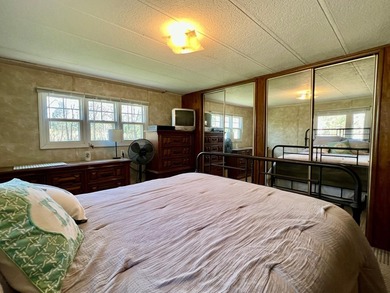 Enjoy an affordable lakeside getaway on Big Stone Lake with this - photo 10