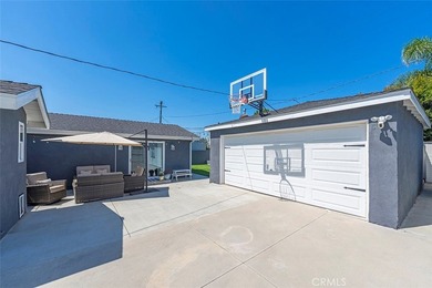 Beautifully maintained four-bedroom home in an ideal location - photo 32