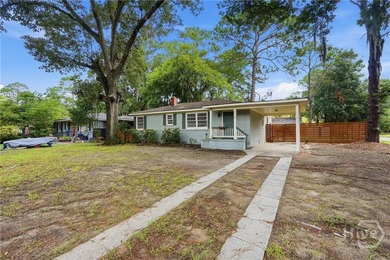 Welcome home to this charming 3-bedroom, 1.5-bath home nestled - photo 3