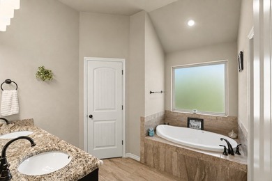 Live. Work. Host. Create. All from one property. ADU with 1500 - photo 9
