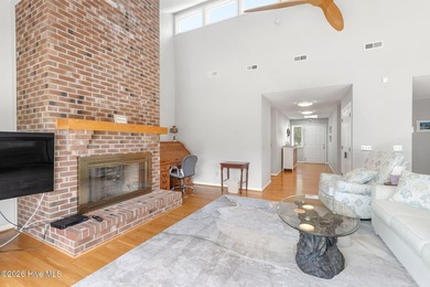 Welcome to waterfront living in the heart of Pine Knoll Shores! - photo 19