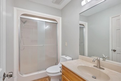Welcome to waterfront living in the heart of Pine Knoll Shores! - photo 22