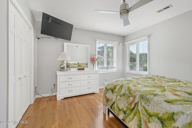 Welcome to waterfront living in the heart of Pine Knoll Shores! - photo 27