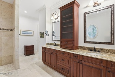 This exceptional Berkeley Hall custom home offers refined design - photo 32