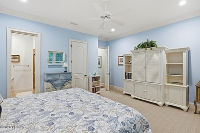 This exceptional Berkeley Hall custom home offers refined design - photo 36