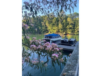 Lake James Gem - Just in Time for Summer. Deeded boat slip, lake - photo 46