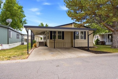 Beautiful double wide and one of the largest homes in the park - photo 3