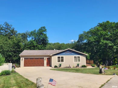 Lake Home For Sale in Dahinda, Illinois
