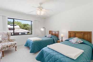 Welcome to maintenance-free living in the desirable Third - photo 29