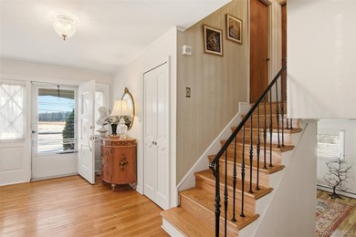 Desirable East Moriches location! This 3-bedroom, 2-bath - photo 4