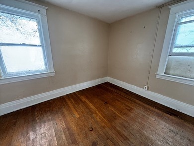 Welcome to 760 Seward St. This 1455 sq ft home, is designed to - photo 8
