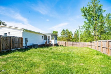 Beautifully updated 4-bedroom, 2-Bath homes offers modern - photo 3