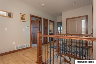 Why wait to build, move right into this stunning 5 bed, 3 bath - photo 5