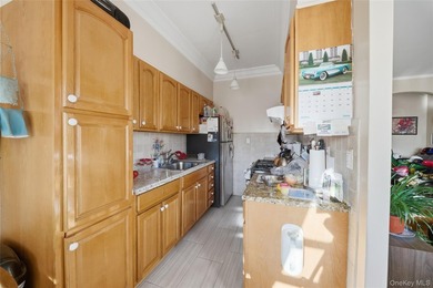 Mix Use property. Fantastic Property Fantastic Location in the - photo 12