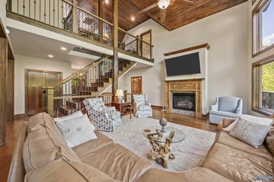Gorgeous custom built lake house located in a private gated - photo 12