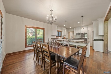 Gorgeous custom built lake house located in a private gated - photo 13