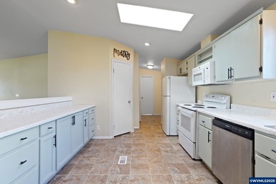 Accepted Offer with Contingencies. BACK ON THE MARKET, not fault