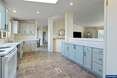 Accepted Offer with Contingencies. BACK ON THE MARKET, not fault