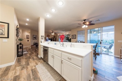 Discover the epitome of desert oasis living in this stunning 3 - photo 17