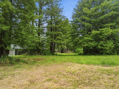 Great lot in the desirable Redwood West Subdivision! Lot 27 is a - photo 3
