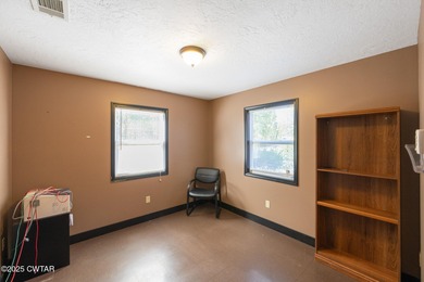 Lake Halford, Huntingdon, TN. 3640 sq ft building on 5 acres - photo 25