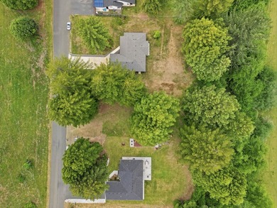 Great lot in the desirable Redwood West Subdivision! Lot 27 is a - photo 5