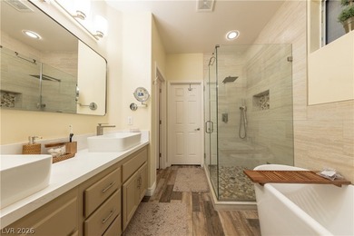 Discover the epitome of desert oasis living in this stunning 3 - photo 26