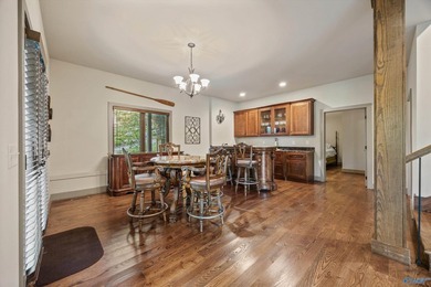Gorgeous custom built lake house located in a private gated - photo 28