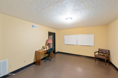 Lake Halford, Huntingdon, TN. 3640 sq ft building on 5 acres - photo 29