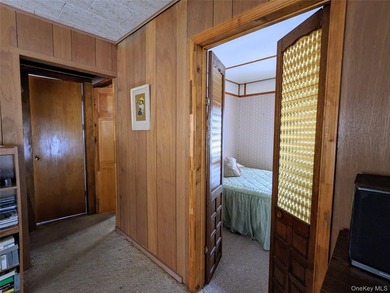 Step back in time with this original 1945 Smallwood log cabin - photo 31